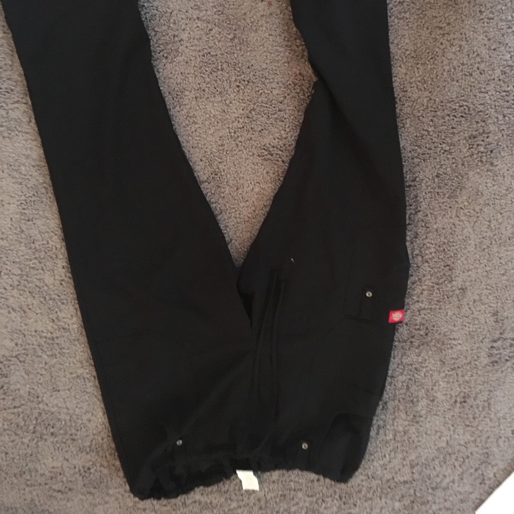 Scrub pants
